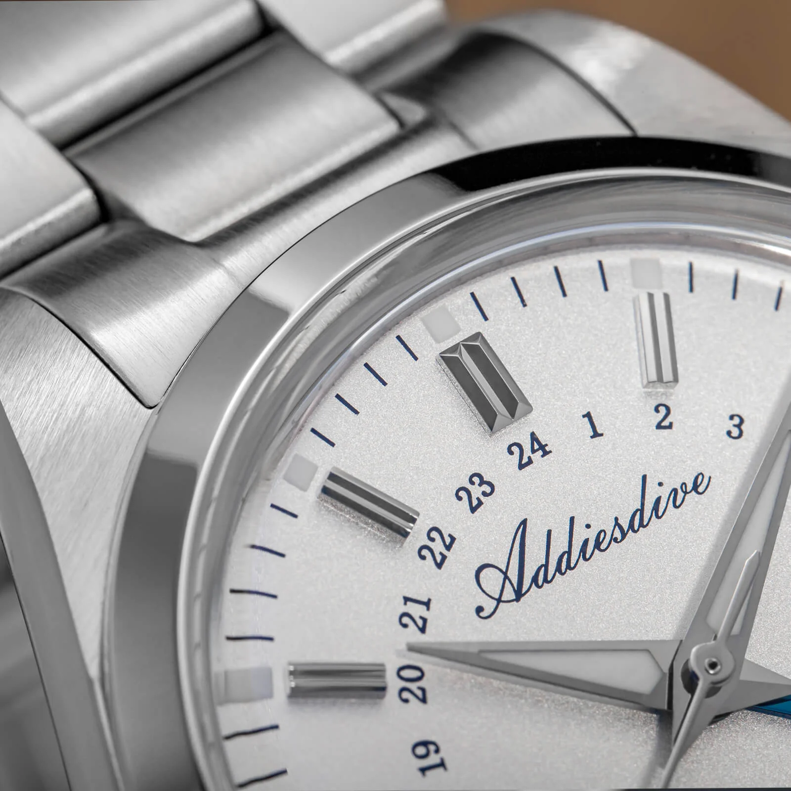 ADDIESDIVE Elegance Collection GMT Quartz Watch AD2065 - Image 21