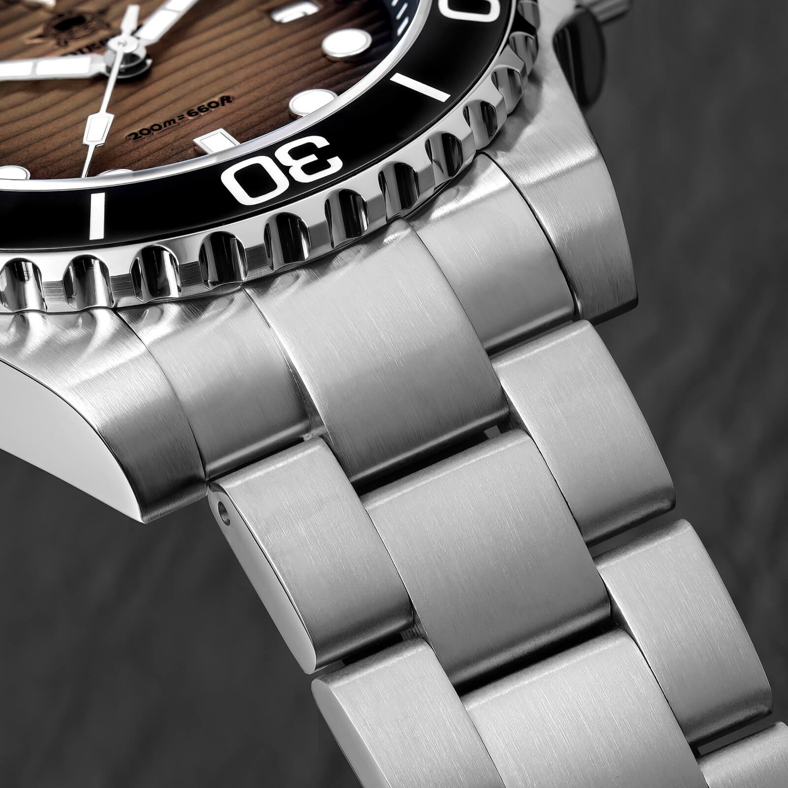 Addiesdive 41mm Desert Texture Sub Diver Quartz Watch AD2537 - Image 5