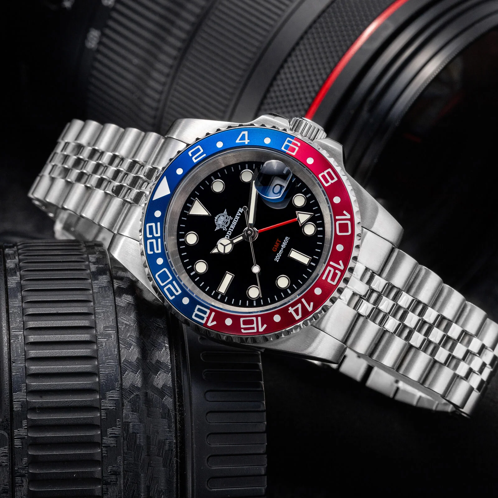 ADDIESDIVE Water Ghost Luxury Dive Watch GMT Quartz Watch AD2050-with Calendar - Image 11